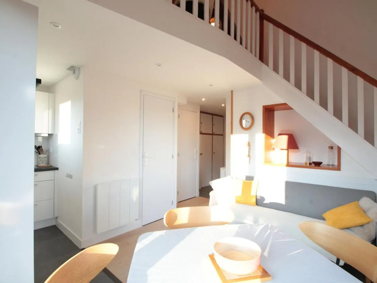 Duplex 2P/4 Avec Balcon, Wifi Et Parking Les Carroz - Fr-1-572-15 Apartment France